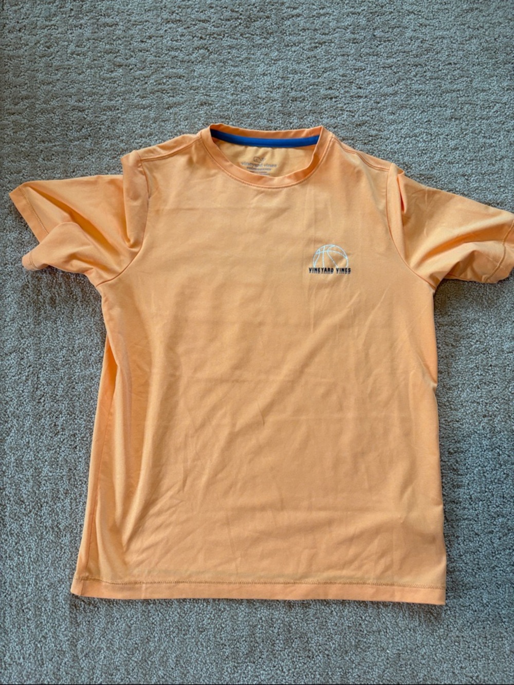 VGUC  vineyard vines Short-Sleeve Kids Tee with Basketball Logo, size S 8-10